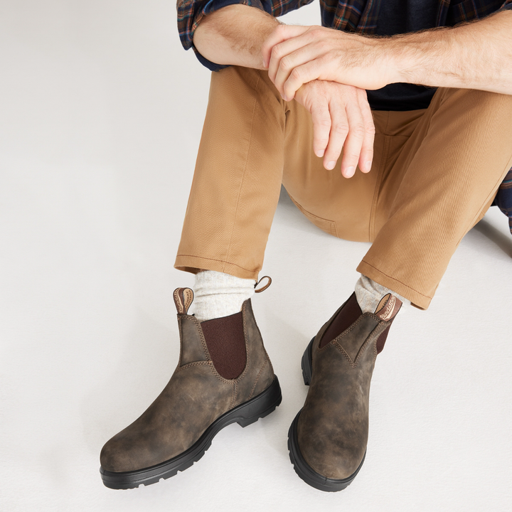 Blundstone | #585 Men's Classics Chelsea Boots - Rustic Brown