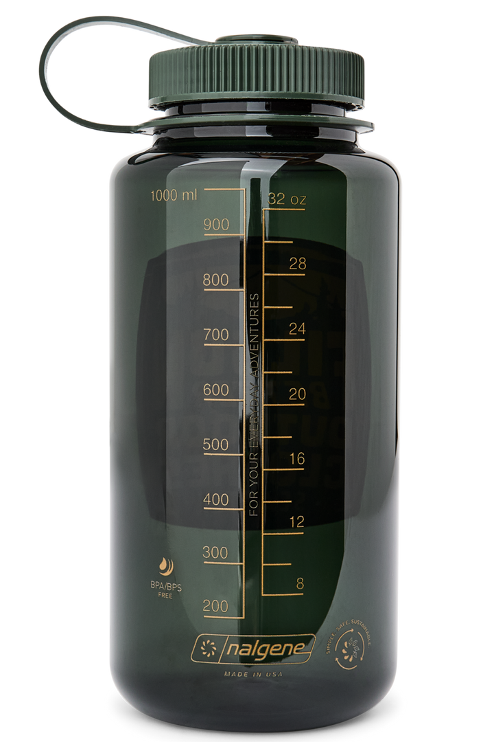 Filson | 32oz Nalgene Bottle - Jade / Vintage Seal – Montana