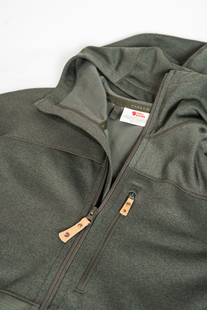 Fjällräven | Abisko Trail Fleece - Deep Forest - Men's – Montana